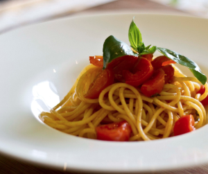 spaghetti al doppio pomodoro
